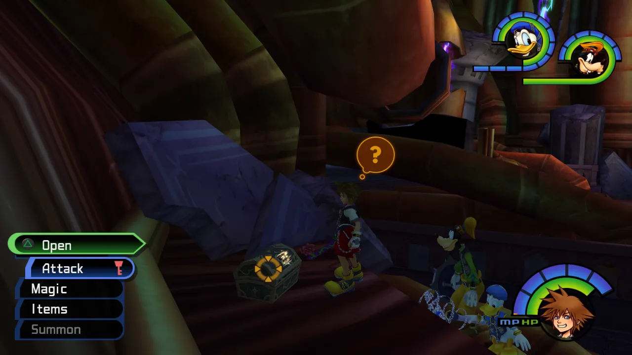 Hollow Bastion Grand Hall Left of Gate Chest